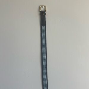 Vineyard Vines Whale Belt 30 inch waist